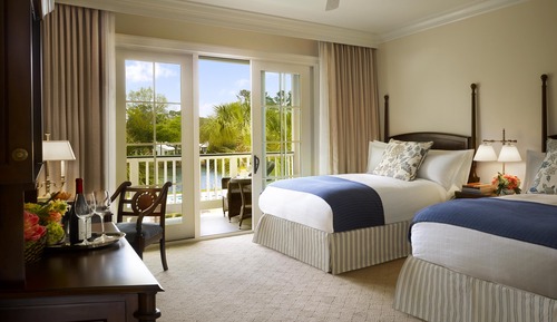 Accessible Lagoon View Guest House Queen Queen Room