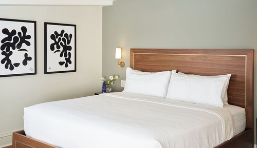 Premium Room, 1 King Bed