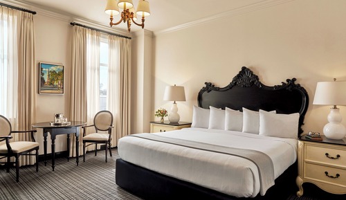 Traditional Room, 1 King Bed (Guest Room)
