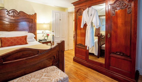 Classic Room, 1 Queen Bed (George Whitfield)