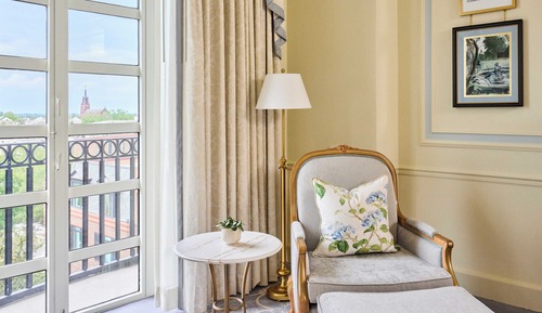 Premier King Balcony Room