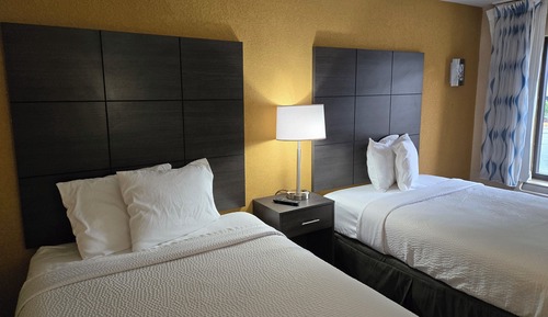 Double Room, 2 Double Beds