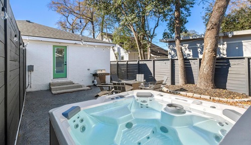 House, Multiple Beds (Suite Magnolia II, Hot Tub & Pet Frie)