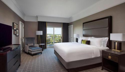 deluxe, Guest room, 1 King, Balcony