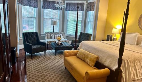 Premium King Room 2