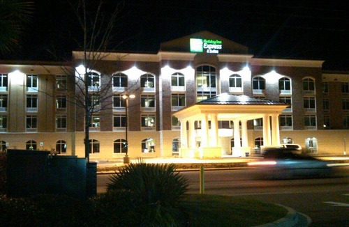 North Charleston Hotel | Holiday Inn Express and Suites North Charleston, an Ihg Hotel