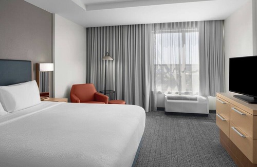 Summerville Hotel | Courtyard by Marriott Charleston Summerville