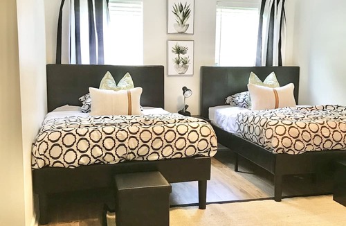 Augusta House | The Riverwalk - Walk to Downtown Augusta/Excellent Augusta National Rental