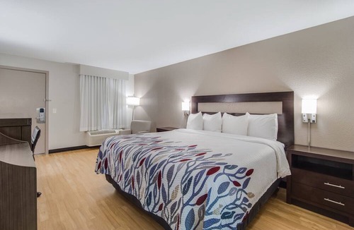 St. George Hotel | Red Roof Inn St George, SC