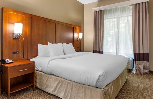 Clayton Hotel | Comfort Suites Clayton - Garner