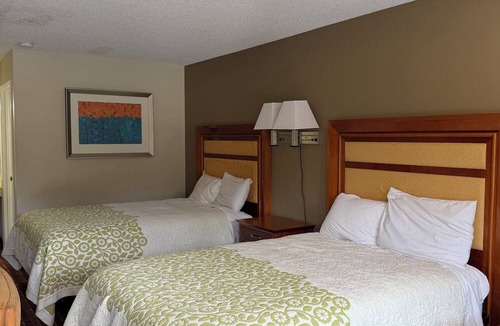St. George Hotel | Peach Tree Inn