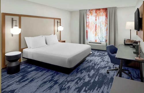 South Boston Hotel | Fairfield Inn & Suites South Boston
