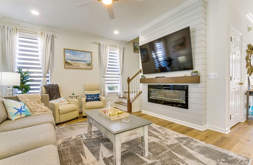 Bluffton Cottage | 1 Mi to River! Relaxing Family Home in Bluffton