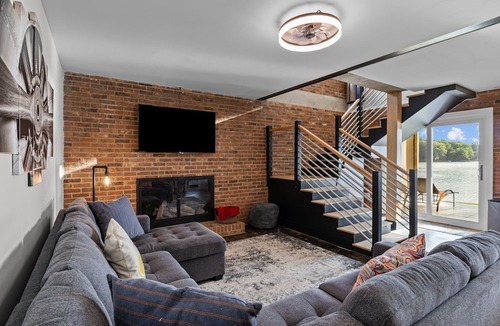 Lake Norman of Catawba House | Sunset Cove ~ Industrial Boho Charm