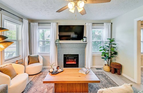 Terry Sanford Cottage | Private Hot Tub & Cold Plunge: Fayetteville Gem!