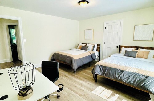 Charlotte House | The Carmel House, fully renovated in South Park Area.