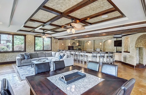 Lake Norman of Catawba Cottage | Island Point by Avantstay Sleeps 18 Dock