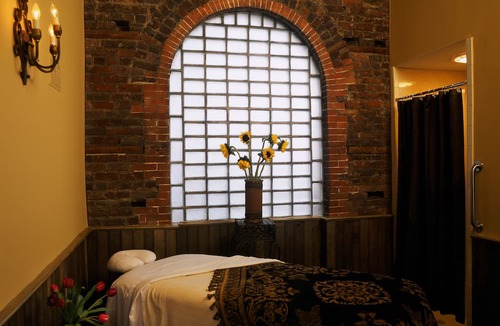 Harleston Village Hotel | Wentworth Mansion