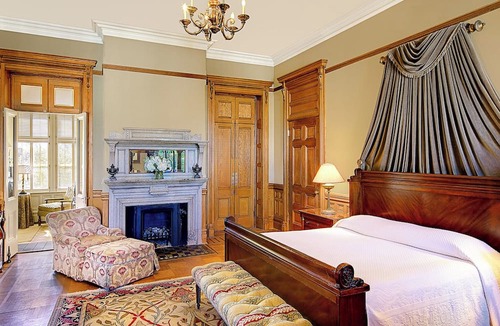 Harleston Village Hotel | Wentworth Mansion