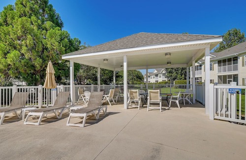 Red Hill Apartment | Myrtle Beach Condo w/Community Perks
