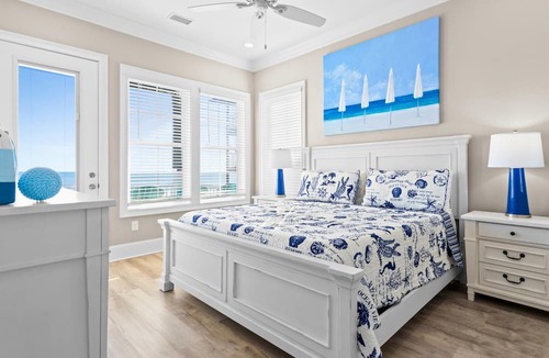 Crescent Beach House | Carolina Breeze 8BR Luxury Vacation Home