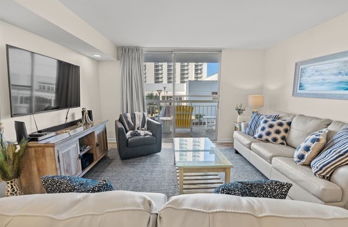Arcadian Shores Condo | S Hampton 204 2 Br Oceanview in Kingston, Pool