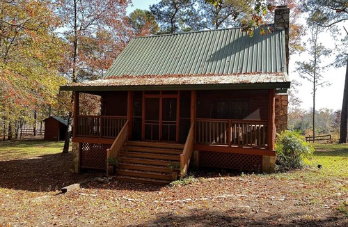 Angier Cabin | Peaceful Cabin, close to Angier, Fuquay and Holly Springs. Campbell U. nearby.