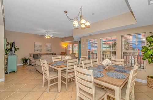 Cherry Grove Beach Condo | 🌊 Ocean View 🌊 2 Pools 2 Balconies 👣 150 ft to Beach 👣 Sleep Up To 16 People
