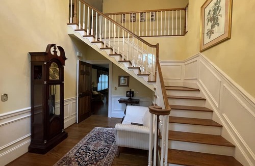 Lexington House | Beautiful Large Colonial Home in Lexington near USC, Columbia and Lake Murray.