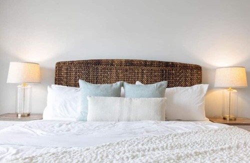 Folly Beach Condo | Charleston’s Folly! King Suite - Walk to Center St