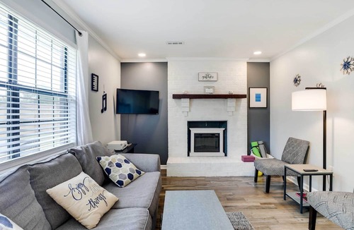North Charleston Apartment | North Charleston Vacation Rental Near Cooper River