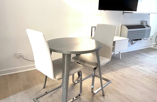 South Beach Apartment | Modern Sea Pines studio, beautiful water sunset views, across from beach