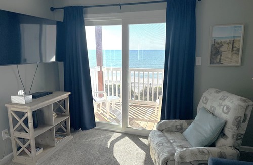 Windy Hill Condo | Oceanfront Corner Unit with Pool & Direct Beach Access