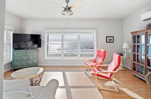 Sullivan's Island Apartment | Stay @ Sea Foam at the Blue Horizon