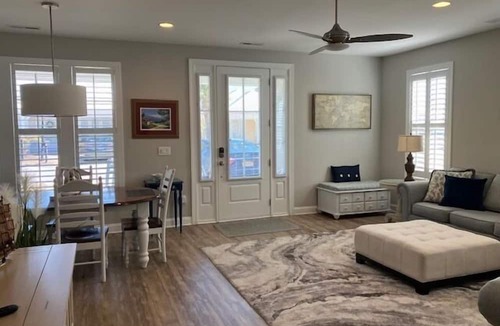 North Myrtle Beach Cottage | Retreat 2209 - Adorable Cottage in Barefoot Resort
