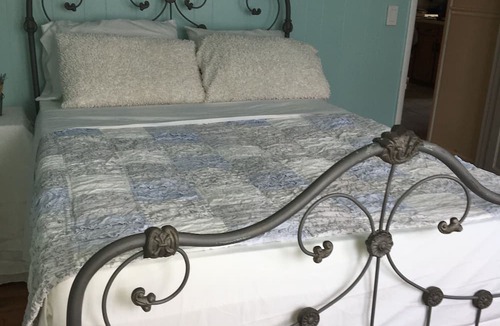 Ehrhardt House | Lazy Dog Acres