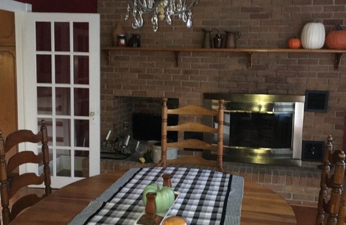 Ehrhardt House | Lazy Dog Acres