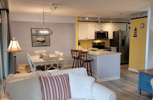 Tybee Island House | "Runaway Flip Flops" Tybee Island