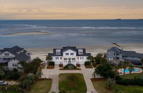 Sullivan's Island Apartment | Stay @ Ocean Spray at the Blue Horizon