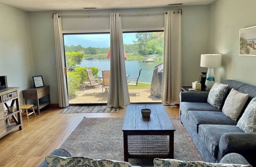 South Beach Condo | Pet Friendly Luxury Villa Lagoon Views Hilton Head