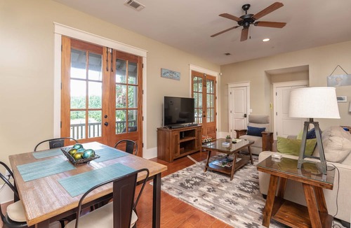 Habersham Condo | Cherokee Farms Flat - New Listing in Habersham