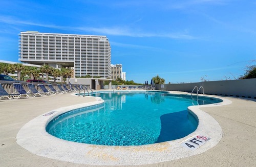 Arcadian Shores Condo | S Hampton 1110 1 Br Oceanfront in Kingston, Pool