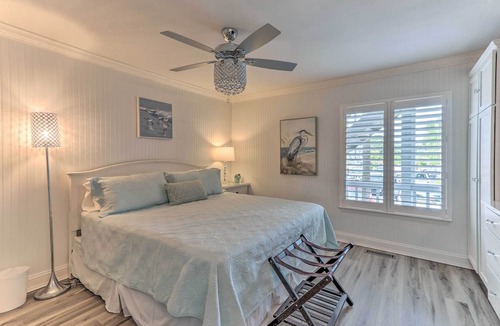 Oceanmarsh Subdivision Condo | Harbor Island Beach Retreat - Steps to Ocean!