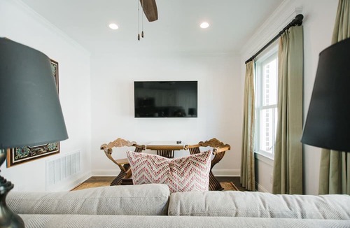 Beach Institute Apartment | Bright and Newly Built Carriage House in Historic District by Lucky Savannah