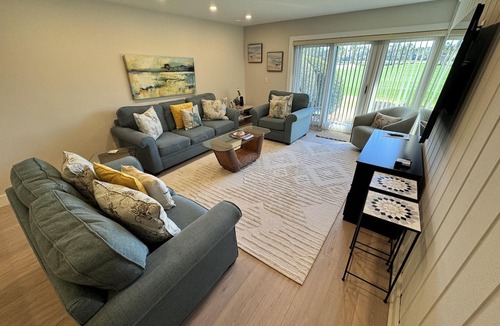 Sea Pines Condo | Cozy 2 bedroom with a gorgeous golf course view, 5 minute walk to the beach.