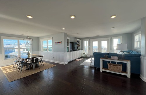 Bald Head Island House | Ocean View - Family Friendly - Steps to Beach