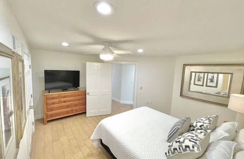 Savannah Beach Condo | Summer & July 4th Savings at Beachside Colony Tybee's ONLY Oceanfront Resort 3/2