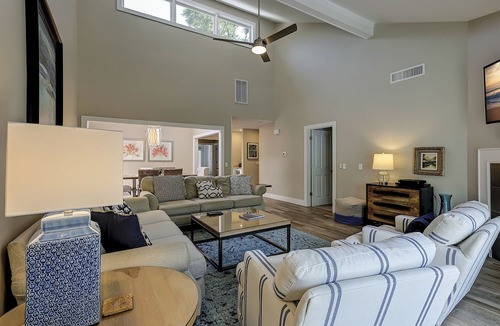 Beach Lagoon Condo | 8 Turtle Lane Club - Few Steps to the pool & beach!