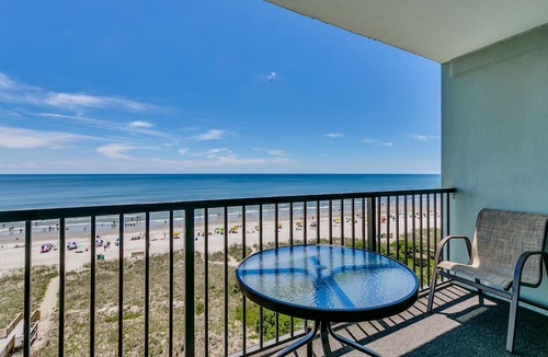 Myrtle Beach Condo | 🌊Oceanfront | Great Views | Awesome Amenities | Carolina Dunes 606🌊