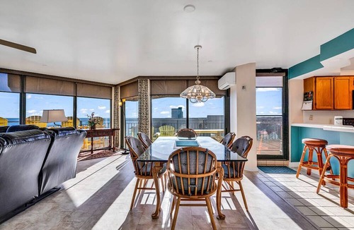 Garden City Condo | *20% Off New Summer 2026 Bookings*